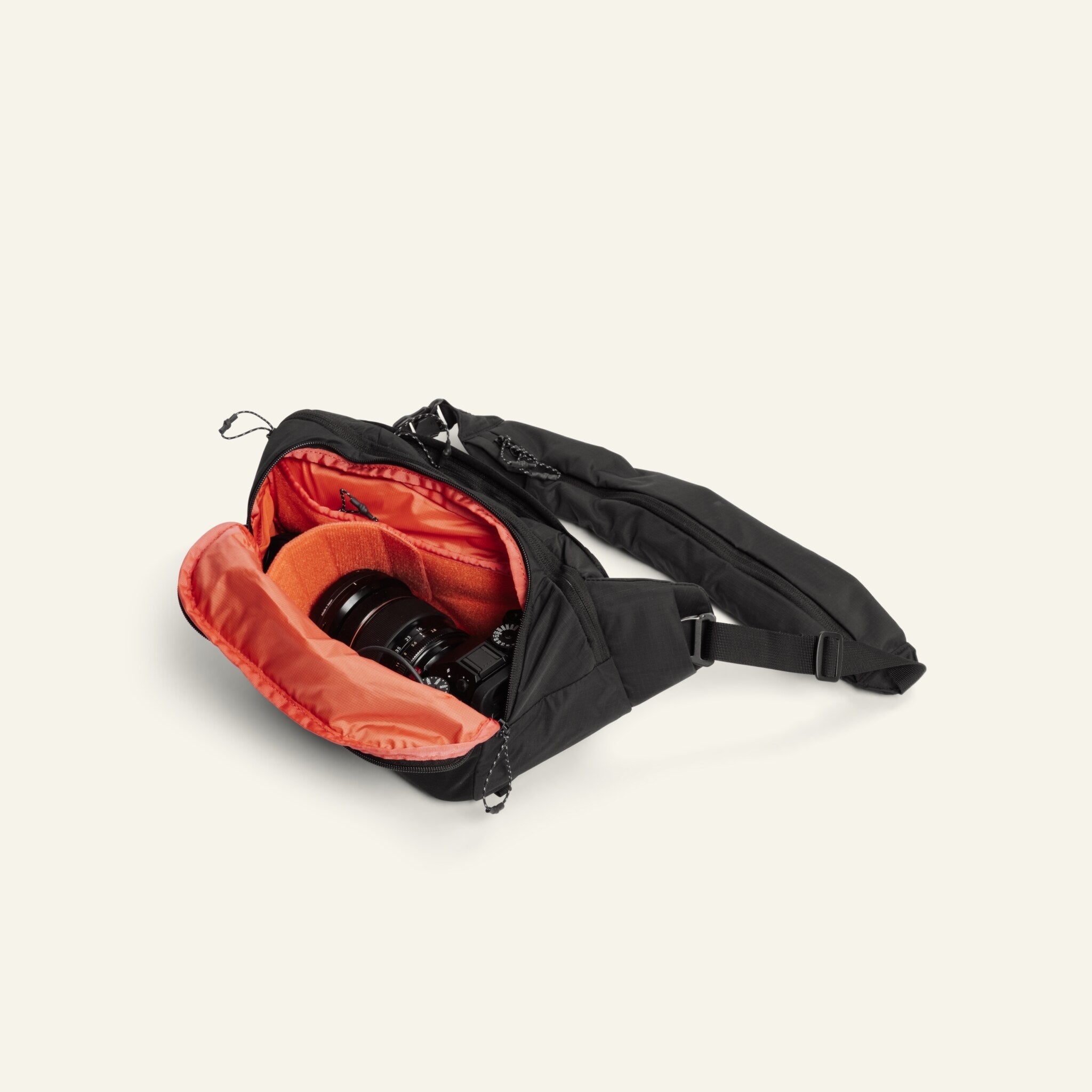 Balance Sling 7L - Black - Fjorden